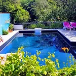 Independant, 1 Lit Deux Personnes Et 1 Appoint Piscine Jardin Direct Gare Aeroport Et Jardin * Tuluza