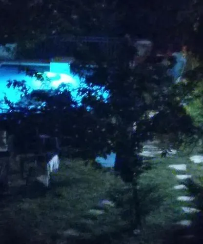 Independant, 1 Lit Deux Personnes Et 1 Appoint Piscine Jardin Direct Gare Aeroport Et Jardin Lejlighed