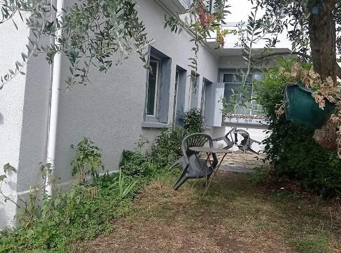 Lejlighed Independant, 1 Lit Deux Personnes Et 1 Appoint Piscine Jardin Direct Gare Aeroport Et Jardin *