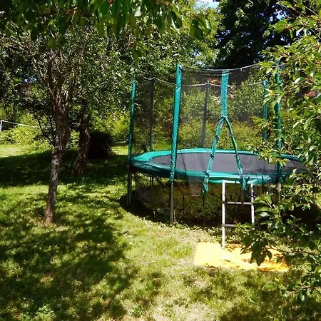 Independant, 1 Lit Deux Personnes Et 1 Appoint Piscine Jardin Direct Gare Aeroport Et Jardin *