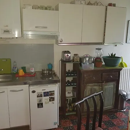 Apartamento Independant, 1 Lit Deux Personnes Et 1 Appoint Piscine Jardin Direct Gare Aeroport Et Jardin *