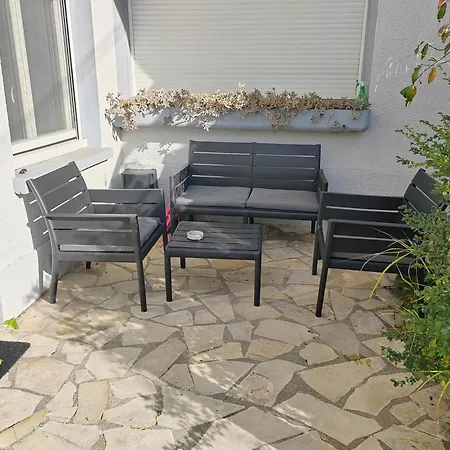 公寓 31 M2 Independant, Piscine Jardin Direct Gare Aeroport Et Jardin
