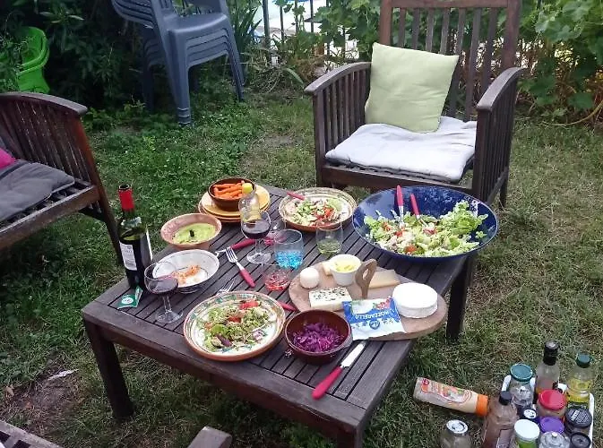 Indépendant, Deux Personnes, Clair Et Sympa * Toulouse