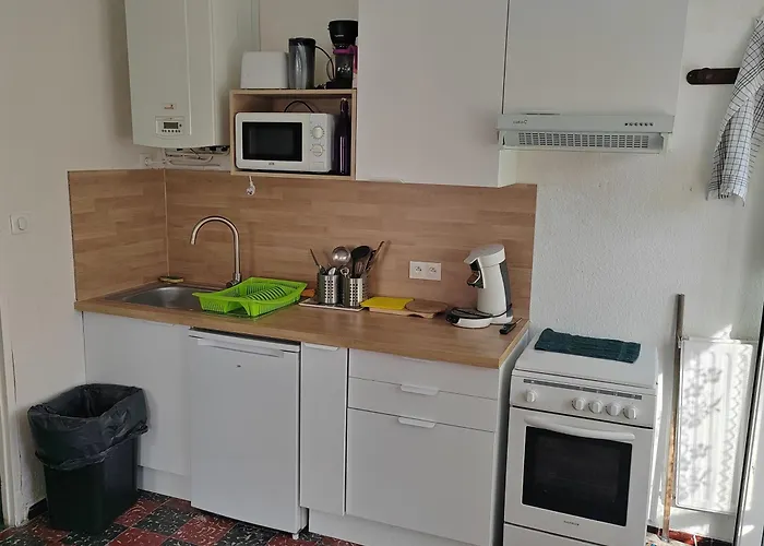 Indépendant, Deux Personnes, Clair Et Sympa * Toulouse